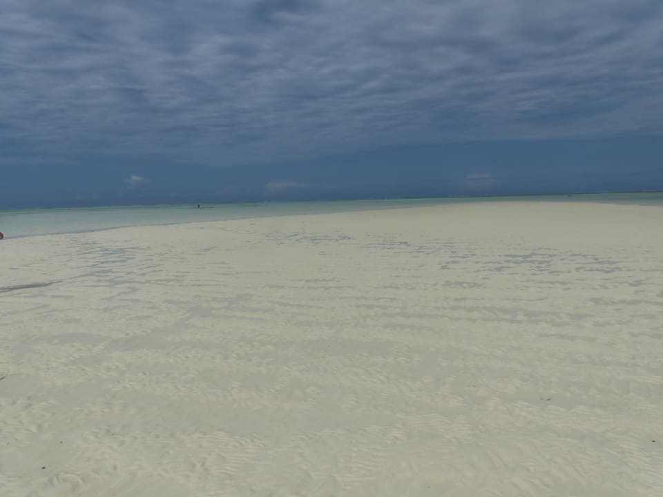 Strand Neptune Pwani Beach Resort & Spa