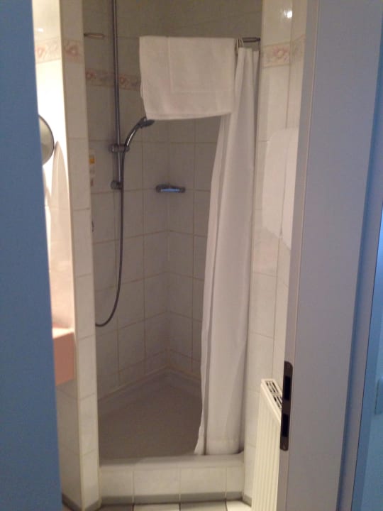 Dusche Hotel Schloss Köpenick by Golden Tulip