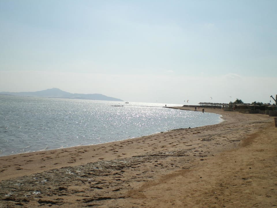Beach & Tiran island Pickalbatros Royal Moderna Resort-Sharm El Sheikh