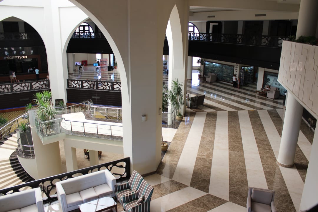 Lobby Jasmine Palace Resort & Spa