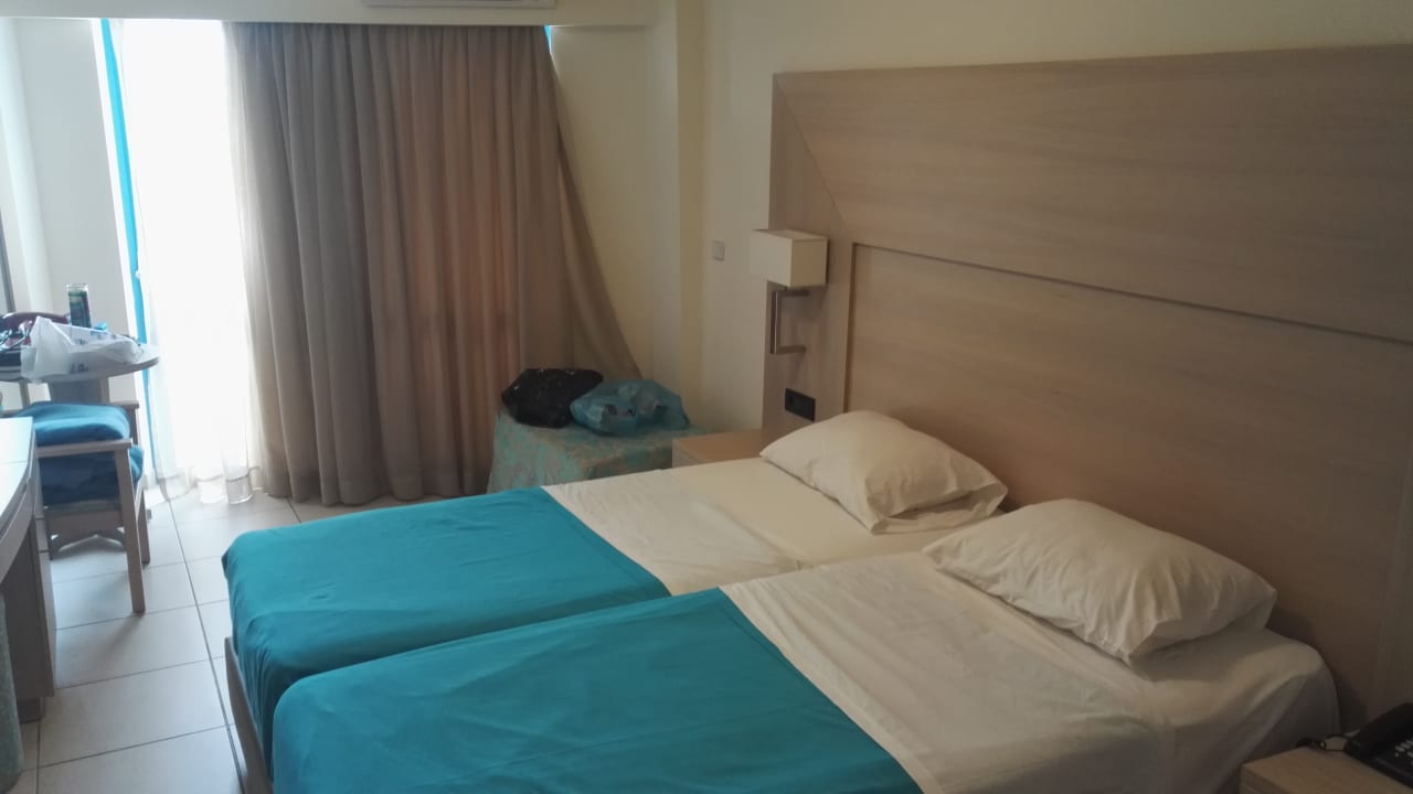 Zimmer Hotel Aphrodite Beach Club