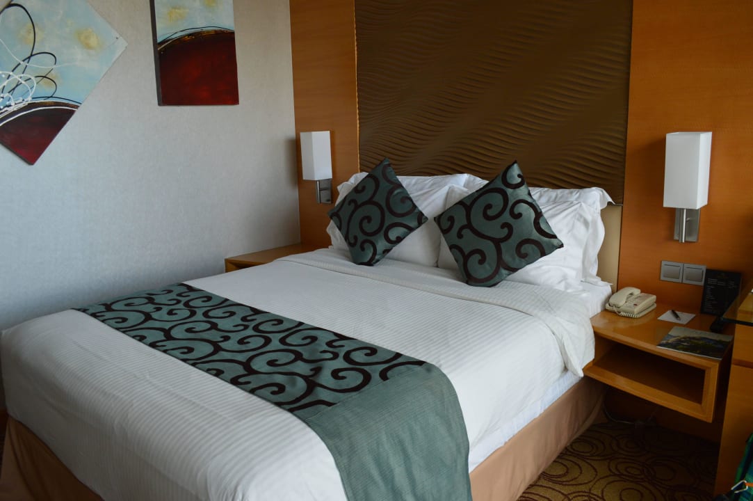 Klein aber hat gepasst The Robertson House by the Crest Collection