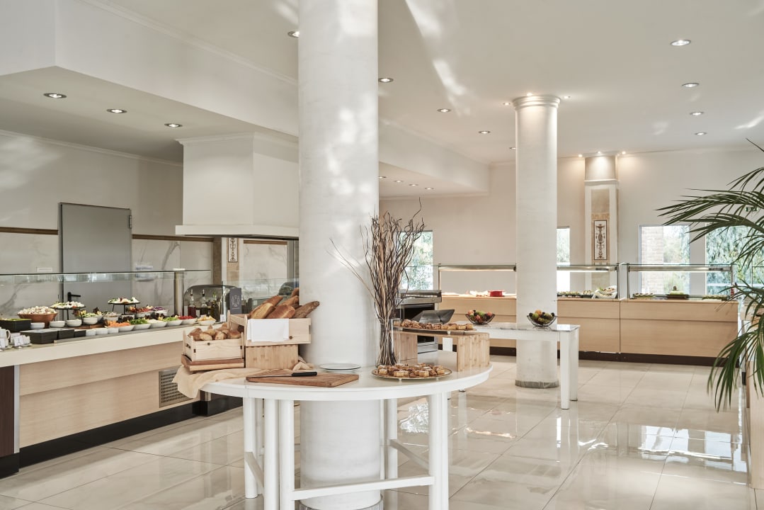 Gastro Sandy Villas Resort