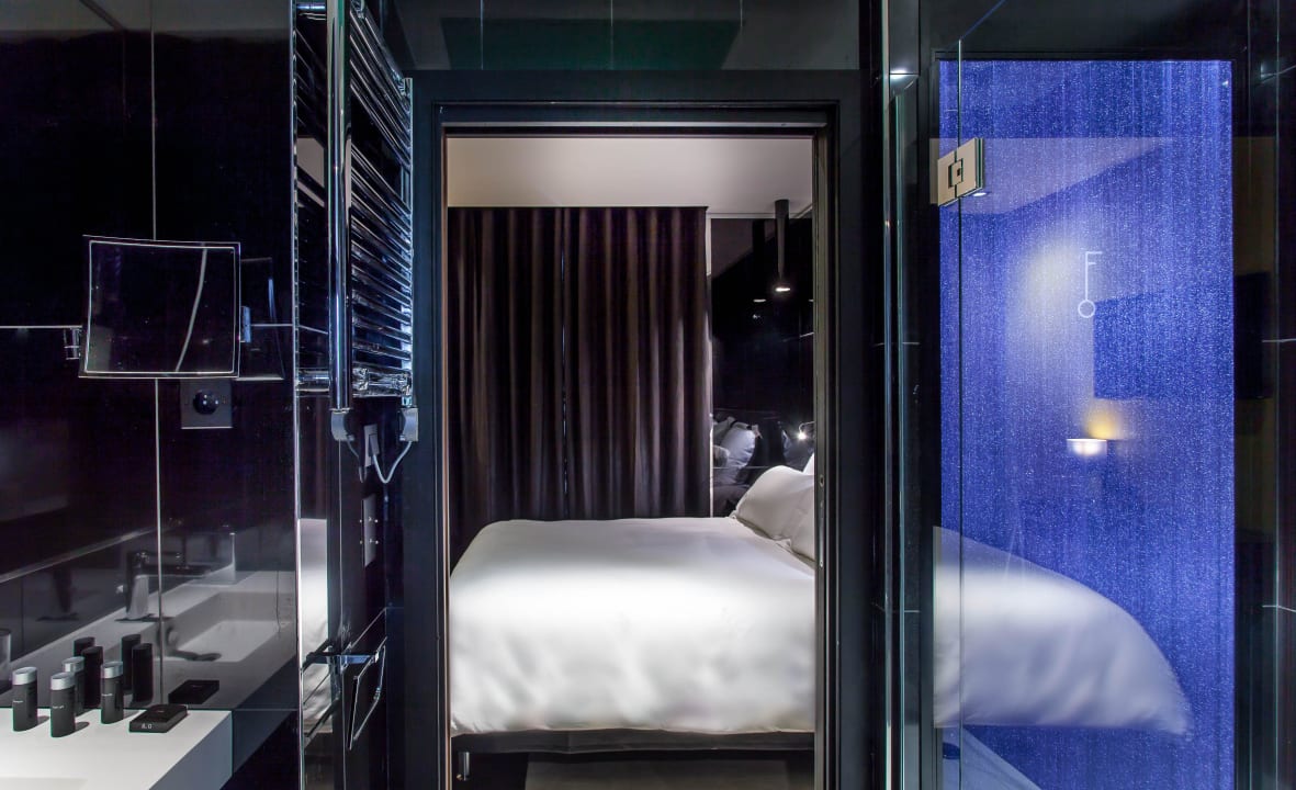 CHAMBRE CHIC TERRASSE ETAGE BLACK Hotel Felicien Paris