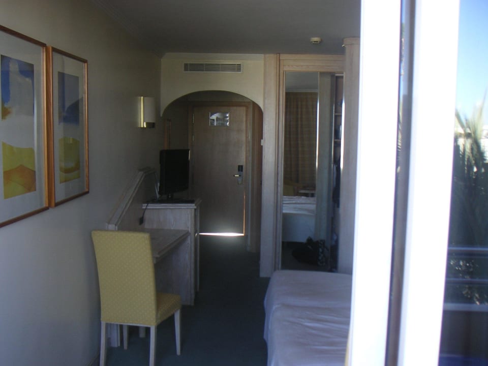Blick in das Zimmer Corallium Dunamar by Lopesan Hotels