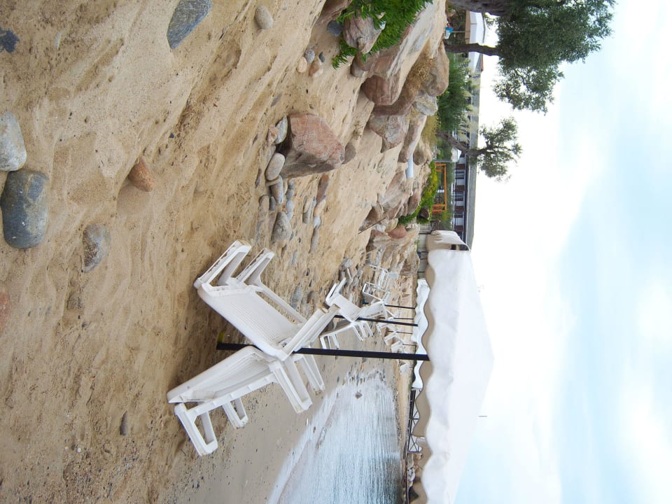 Schöner schmaler Strand Xenia Ouranoupolis