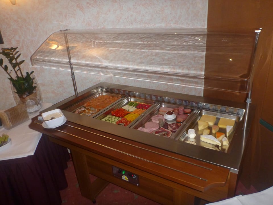 Frühstücksbuffet Hotel am Hirschhorn