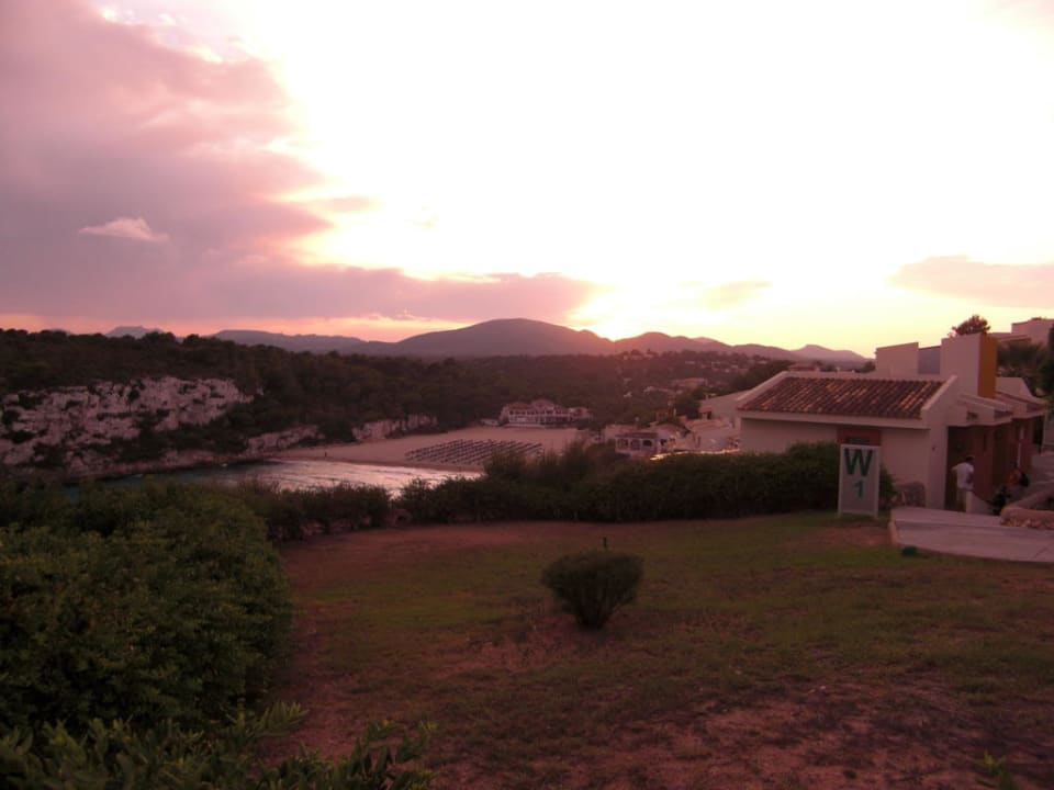 Blick von der Hotel Anlage zur Cala Romantica blau punta reina
