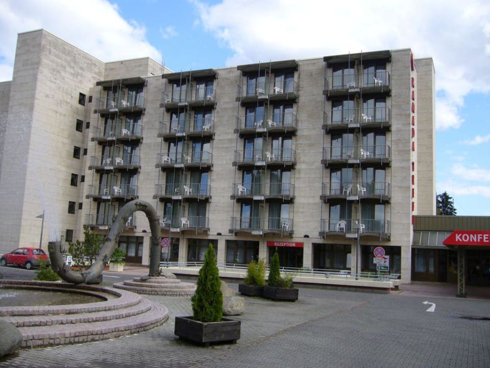 Frontansicht des Hotels H+ Hotel Bad Soden