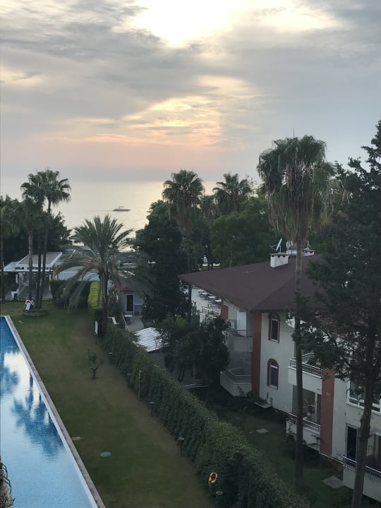 Außenansicht Acanthus Cennet Barut Collection