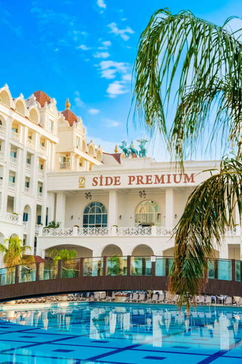Pool Oz Hotels Side Premium
