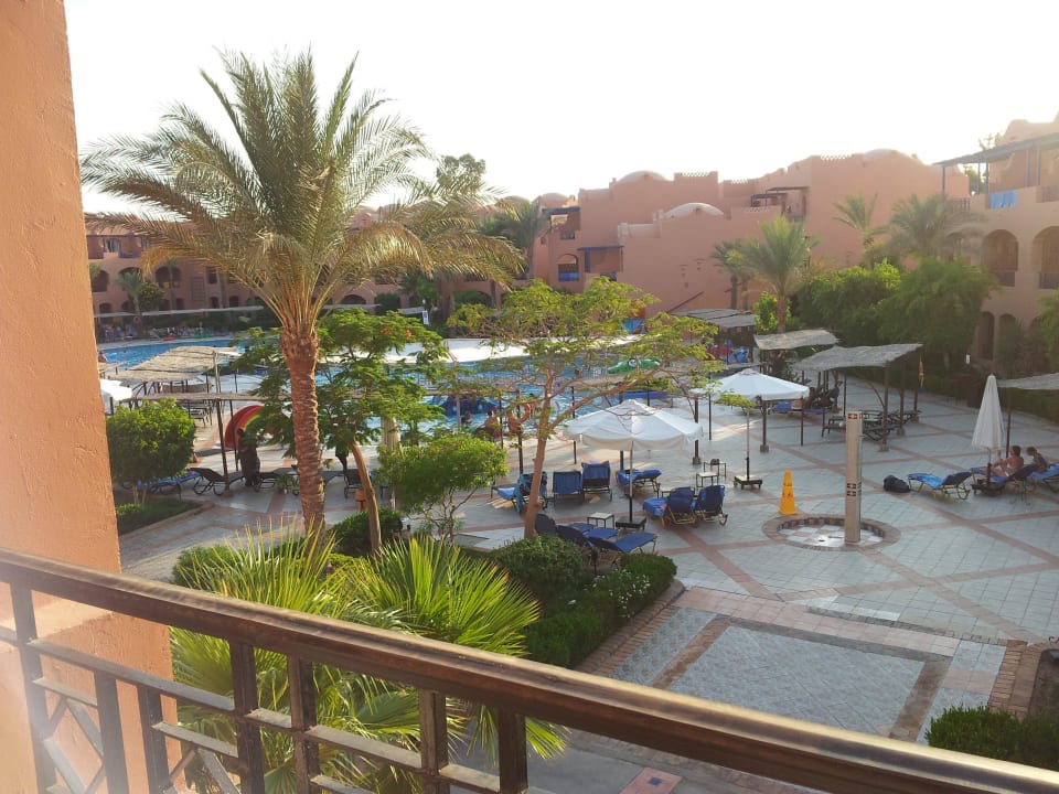 Ausblick Zimmer zum Kinderpool Jaz Makadi Oasis Resort