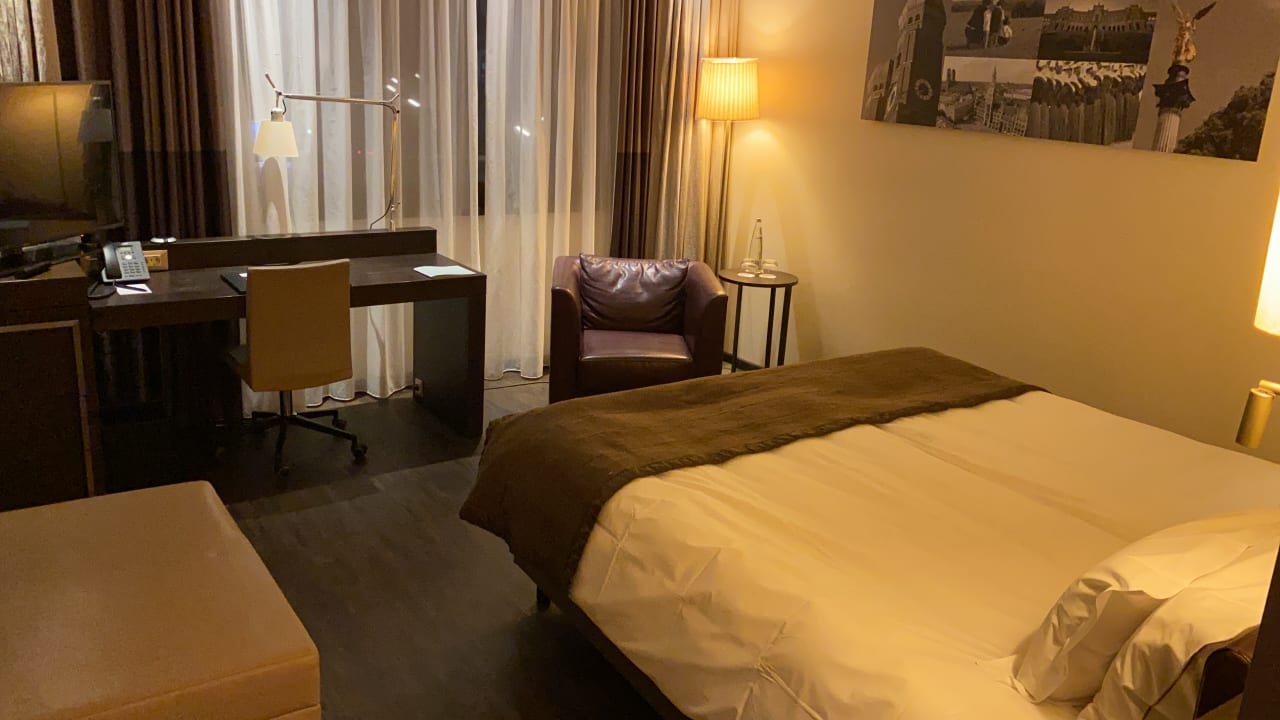 Zimmer INFINITY Hotel & Conference Resort Munich