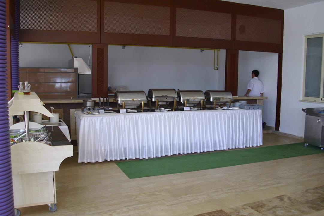 Snackline Serenis Hotel