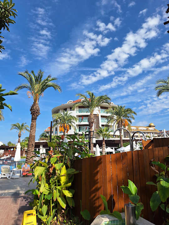 Außenansicht Sunis Evren Beach Resort Hotel & Spa