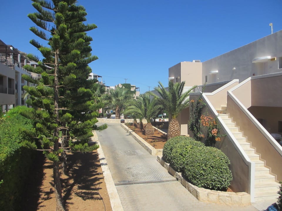 GHR 2014 Grand Hotel Holiday Resort