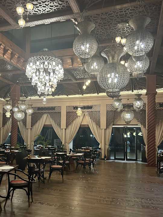 Gastro Anantara World Islands Dubai Resort