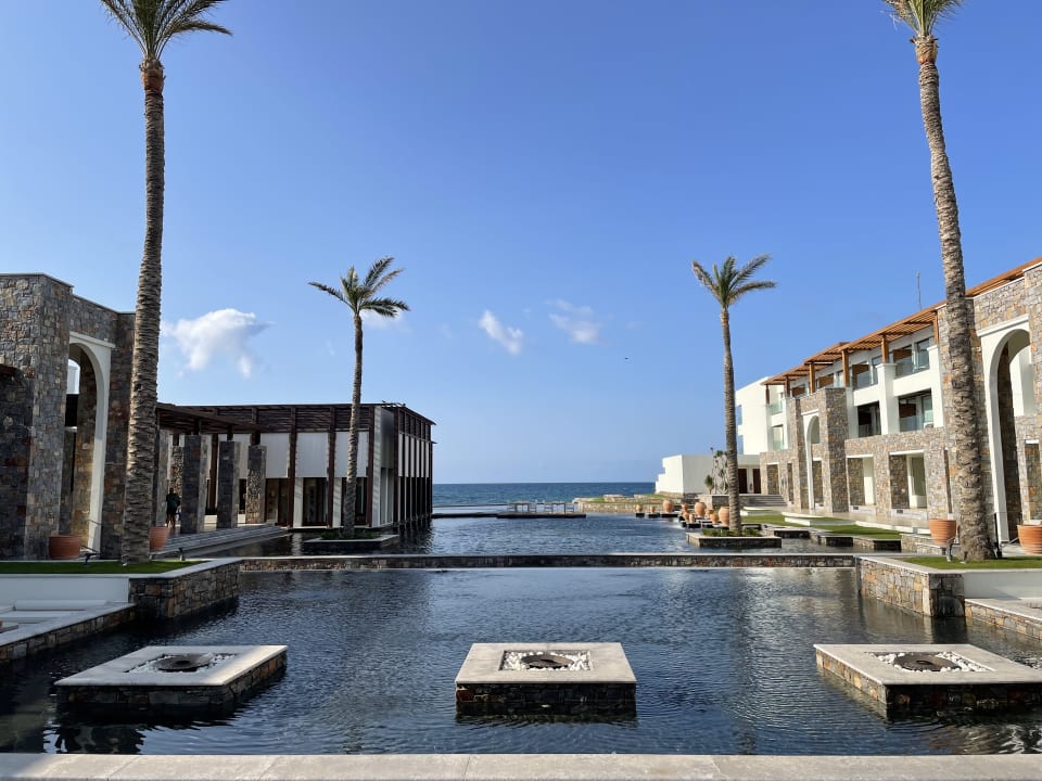 Ausblick Amirandes A Grecotel Resort To Live