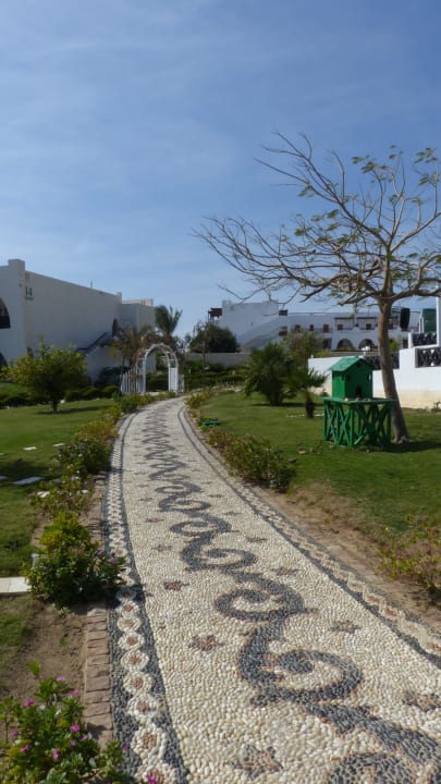 Gartenanlage Hilton Marsa Alam Nubian Resort