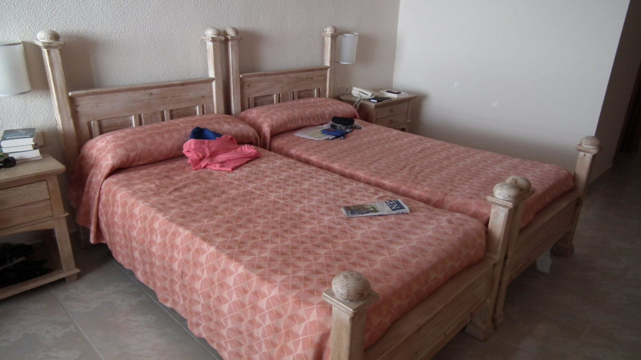 Betten Zi. 62 Bikini Island & Mountain Hotel Es Trenc