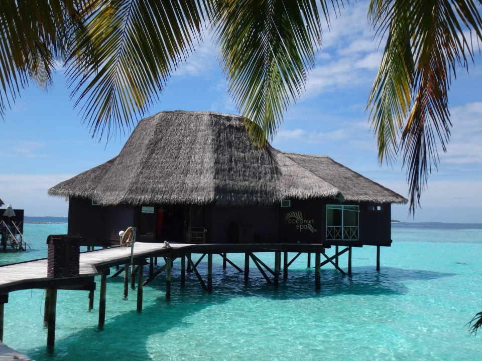 Spa Thulhagiri Island Resort