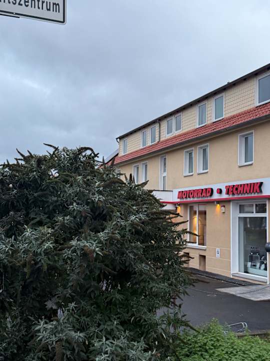 Außenansicht AS Hotel