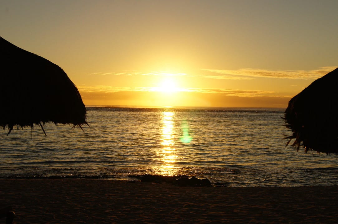 Sonnenuntergang Dinarobin Beachcomber Golf Resort & Spa
