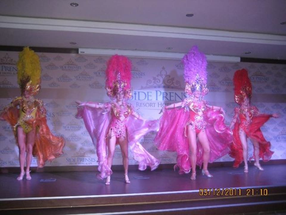 Shows Side Prenses Resort & Spa