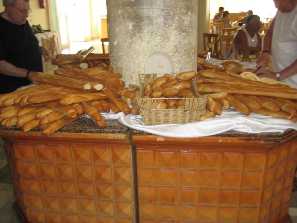 Brottheke Hotel El Mouradi Djerba Menzel