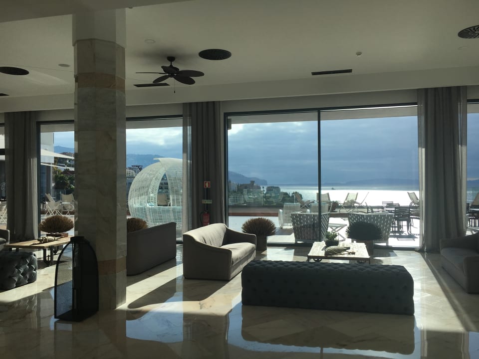 Lobby Hotel Baia Azul