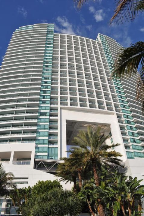 Poolseite Diplomat Resort & Spa Hollywood, Curio Collection by Hilton