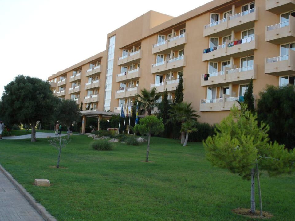Das Hotel von vorne Garbí Cala Millor