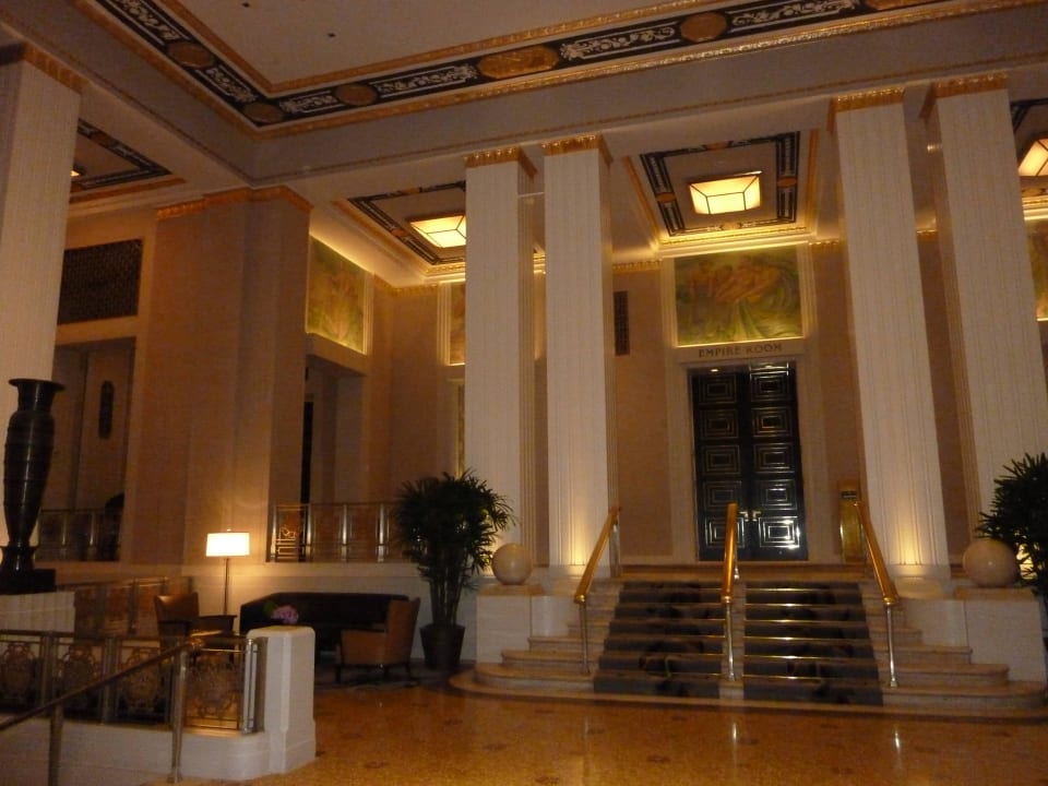 Eingang The Waldorf Astoria New York