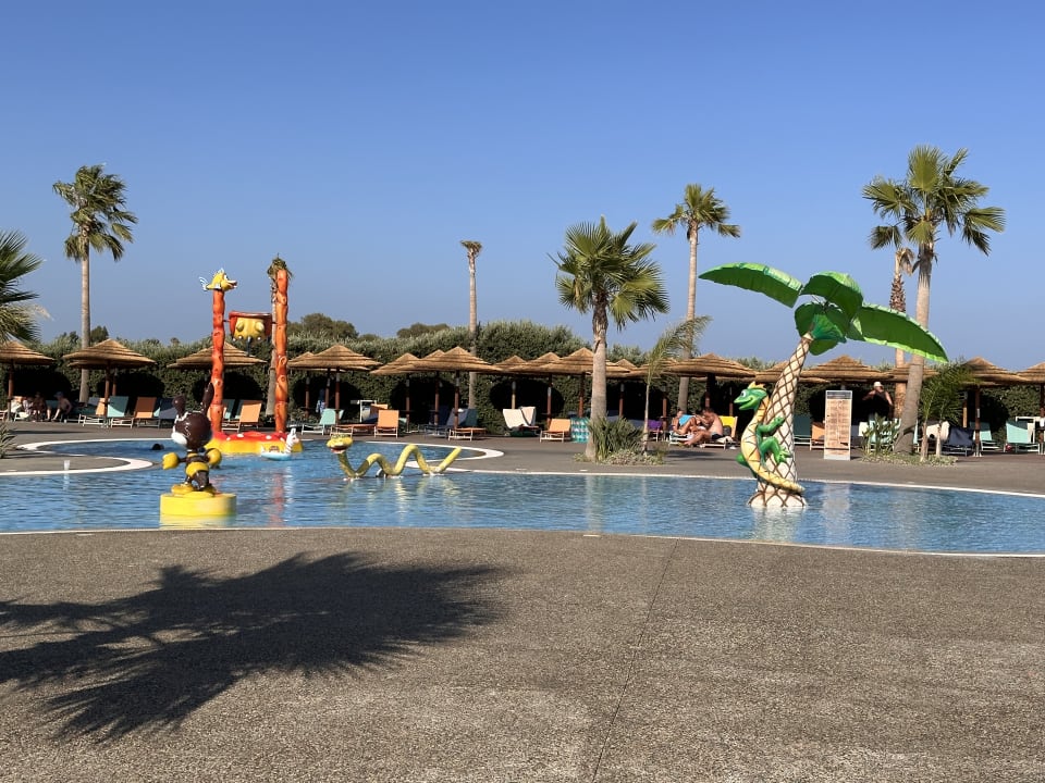 Pool Blue Lagoon Resort