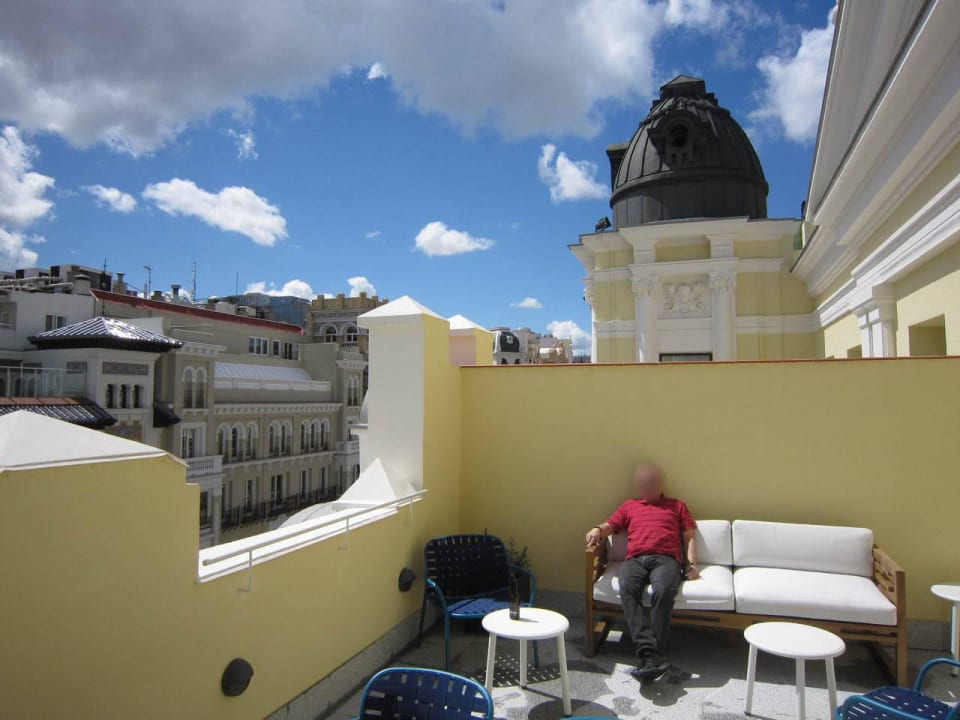 Terrace of City Break Suite #603 Vincci The Mint