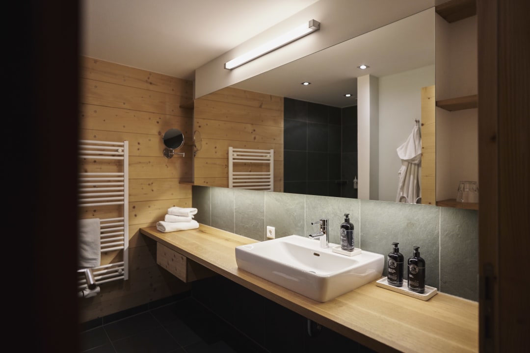 Zimmer Holzhotel Forsthofalm