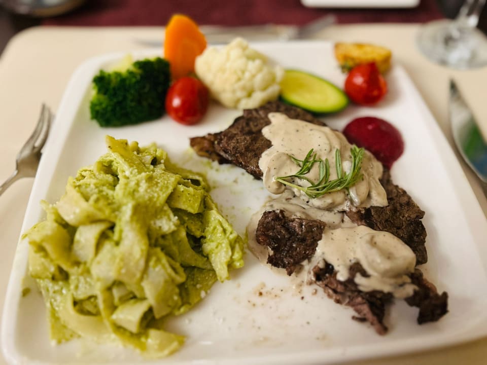 Gastro Well Palace Side