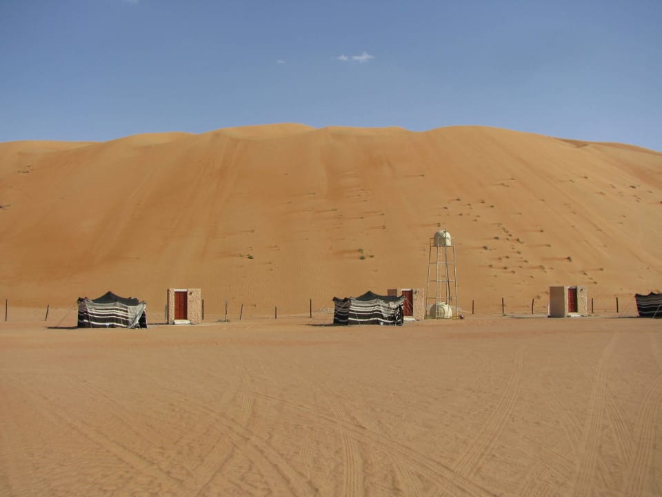Große Düne hinterm Camp Desert Retreat Camp
