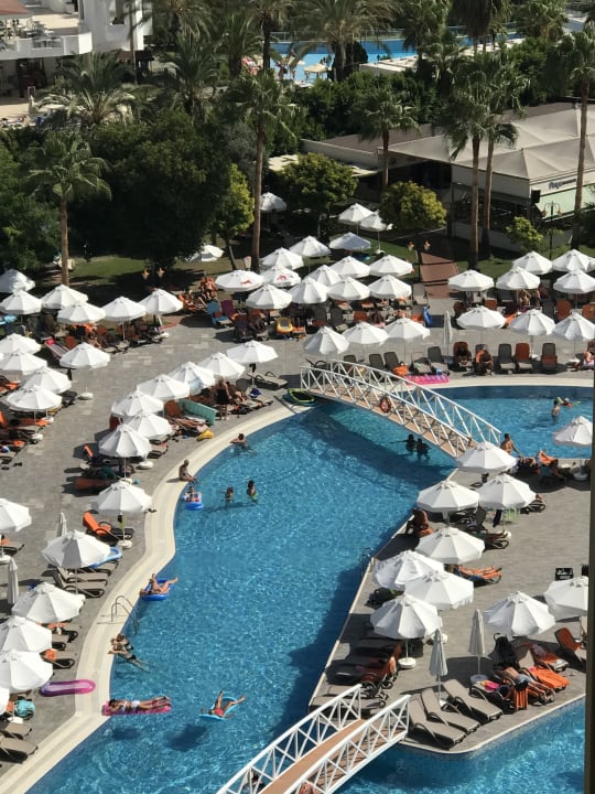 Pool Side Mare Resort & Spa