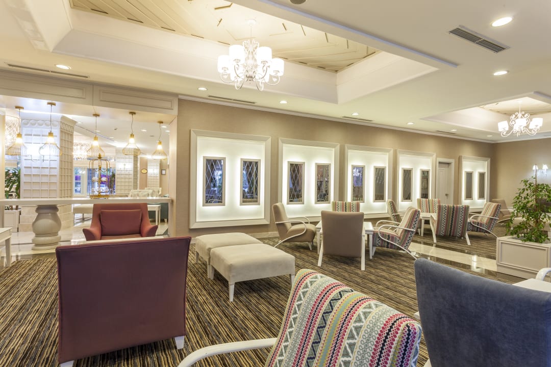 Lobby Bella Resort & Spa