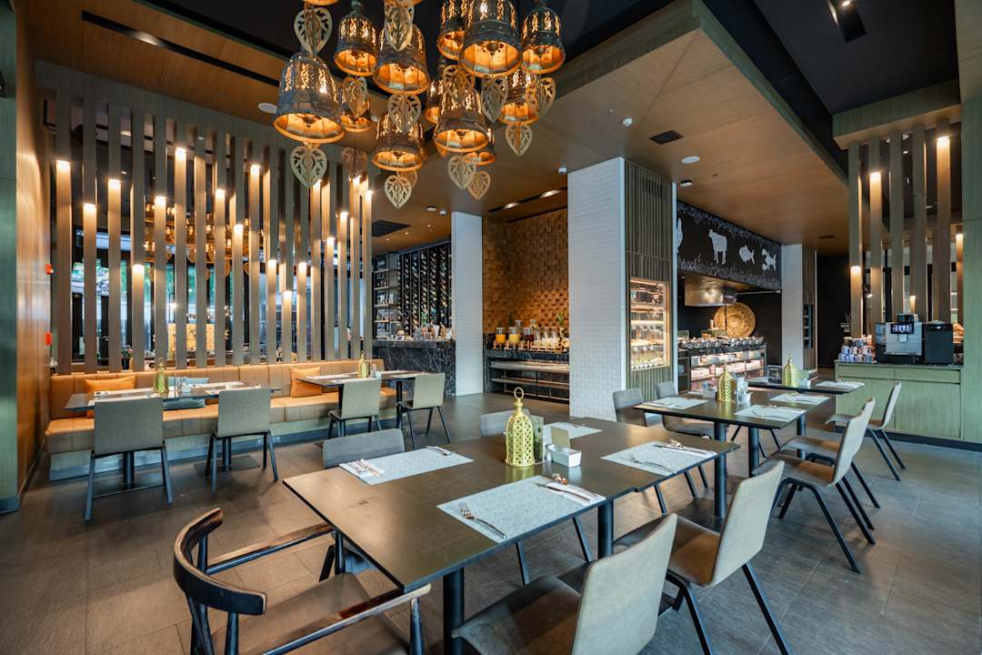 Gastro Holiday Inn Resort Krabi Ao Nang Beach by IHG