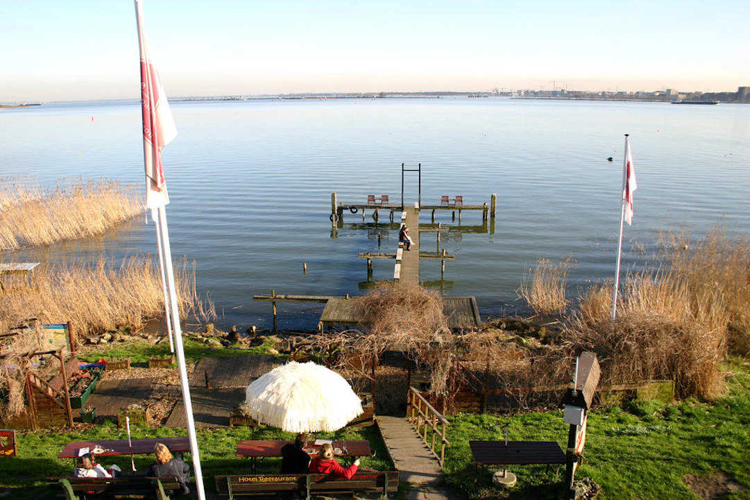 Blick aus dem Zimmer auf den Steg Hotel De Oude Taveerne