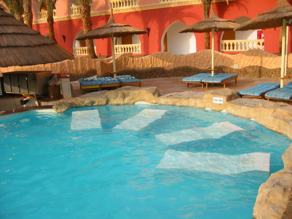 Poolbar Pickalbatros Alf Leila Wa Leila Resort - Neverland Hurghada