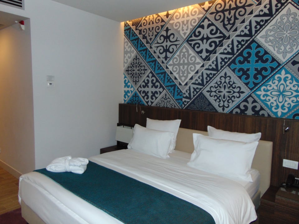 Zimmer Mercure Almaty City Center