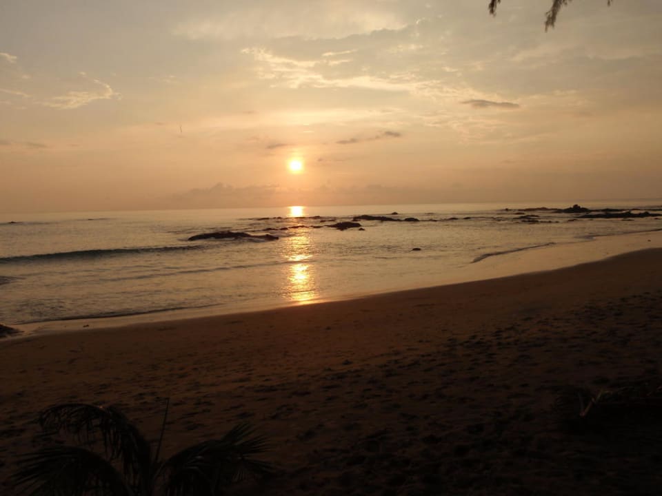 Sonnenuntergang im Bhandari Khaolak Bhandari Resort & Spa