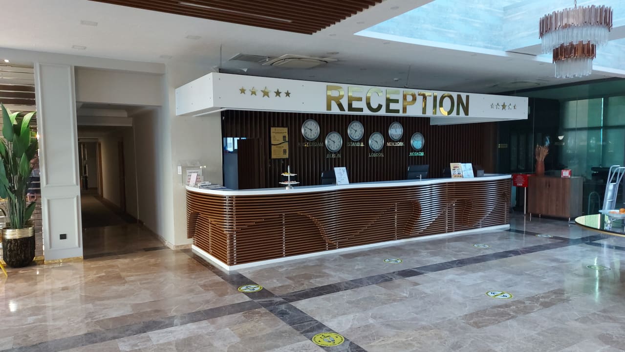 Lobby Grand Seker Hotel