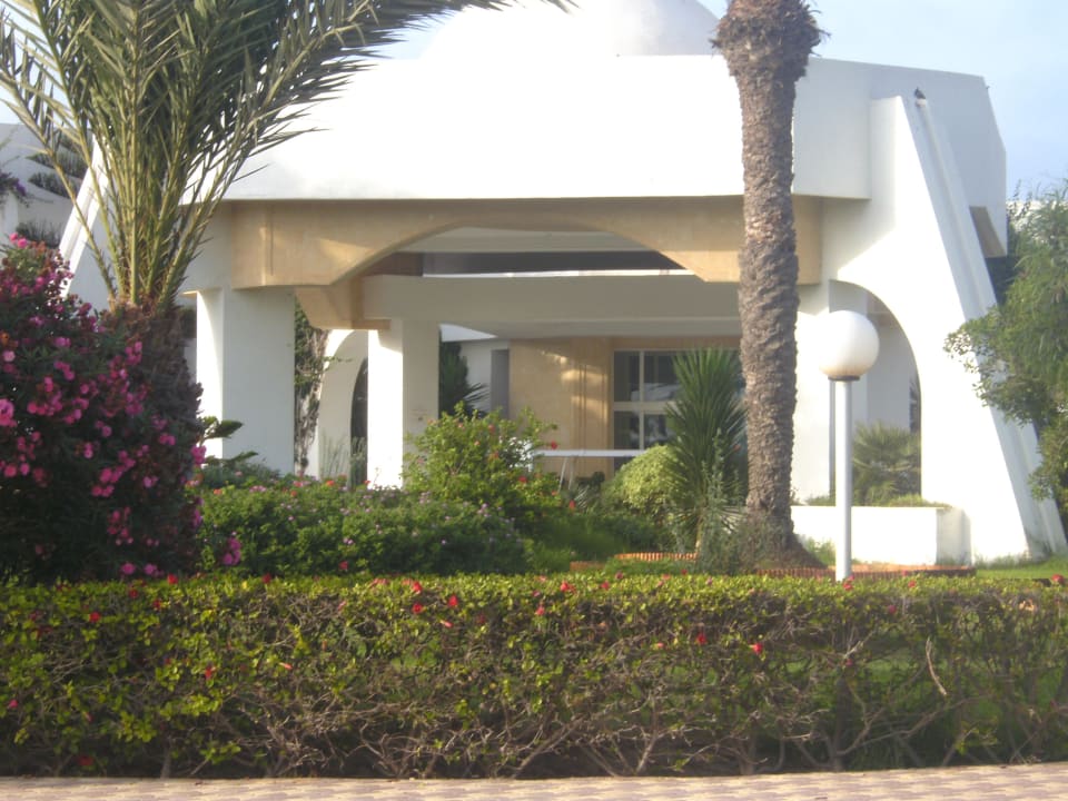 Hoteleinganng Hotel El Mouradi Djerba Menzel