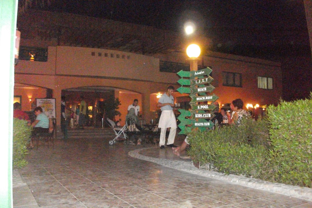 Blick in Richtung Lobby Giftun Azur Resort