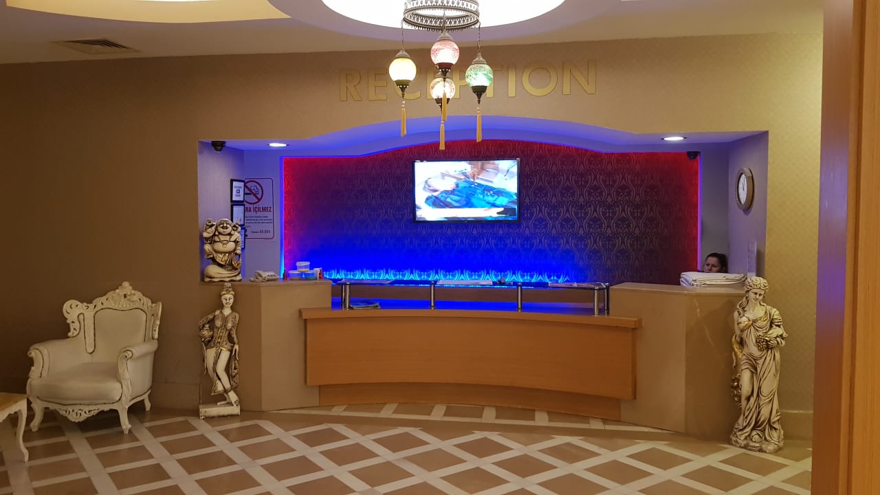 Lobby Aydinbey Kings Palace & Spa