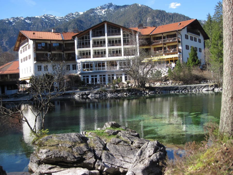 Badersee mit Blick auf das Hotel Hotel Am Badersee